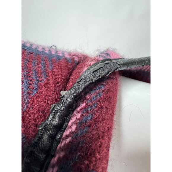 Apt. 9 Womens Plaid Poncho With Faux Leather Trim & Clasp Closure - Picture 4 of 16